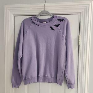 Purple Bat Design Women's Sweatshirt